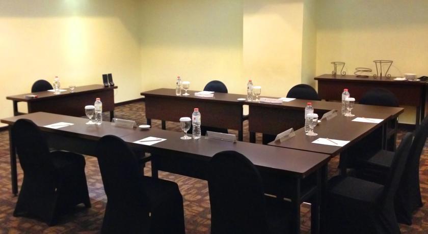 Ibis Malioboro Yogyakarta Exterior foto