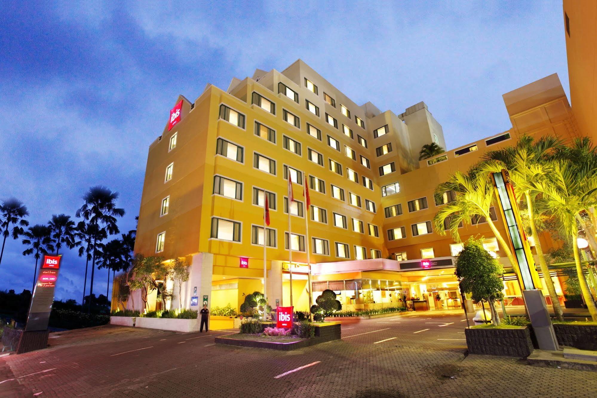 Ibis Malioboro Yogyakarta Exterior foto