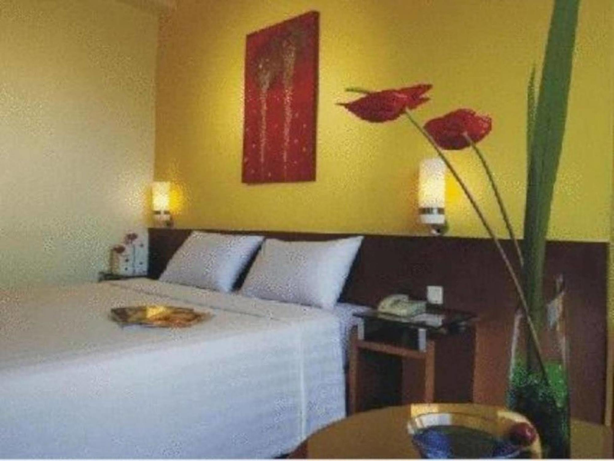 Ibis Malioboro Yogyakarta Exterior foto