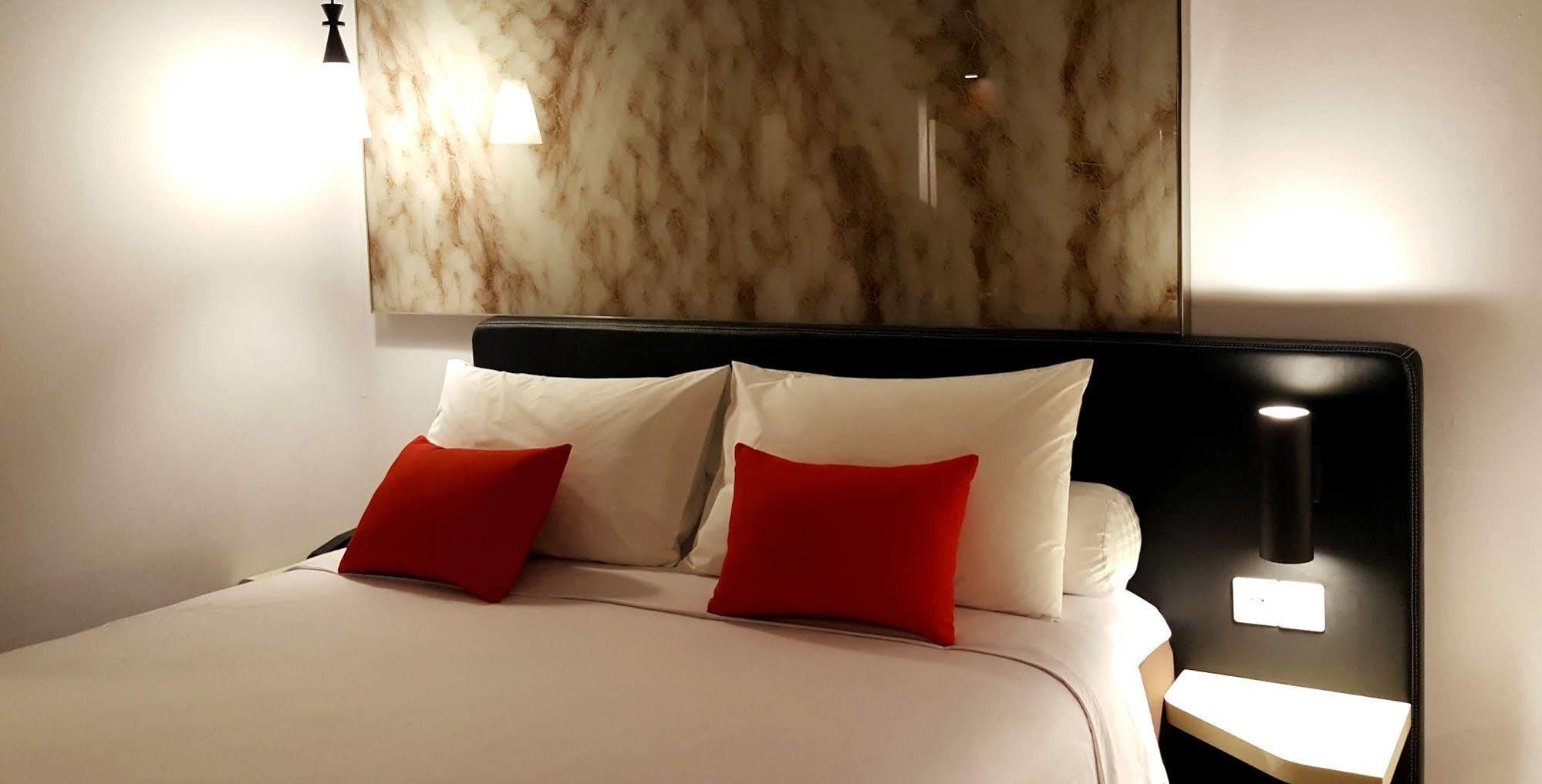 Ibis Malioboro Yogyakarta Exterior foto
