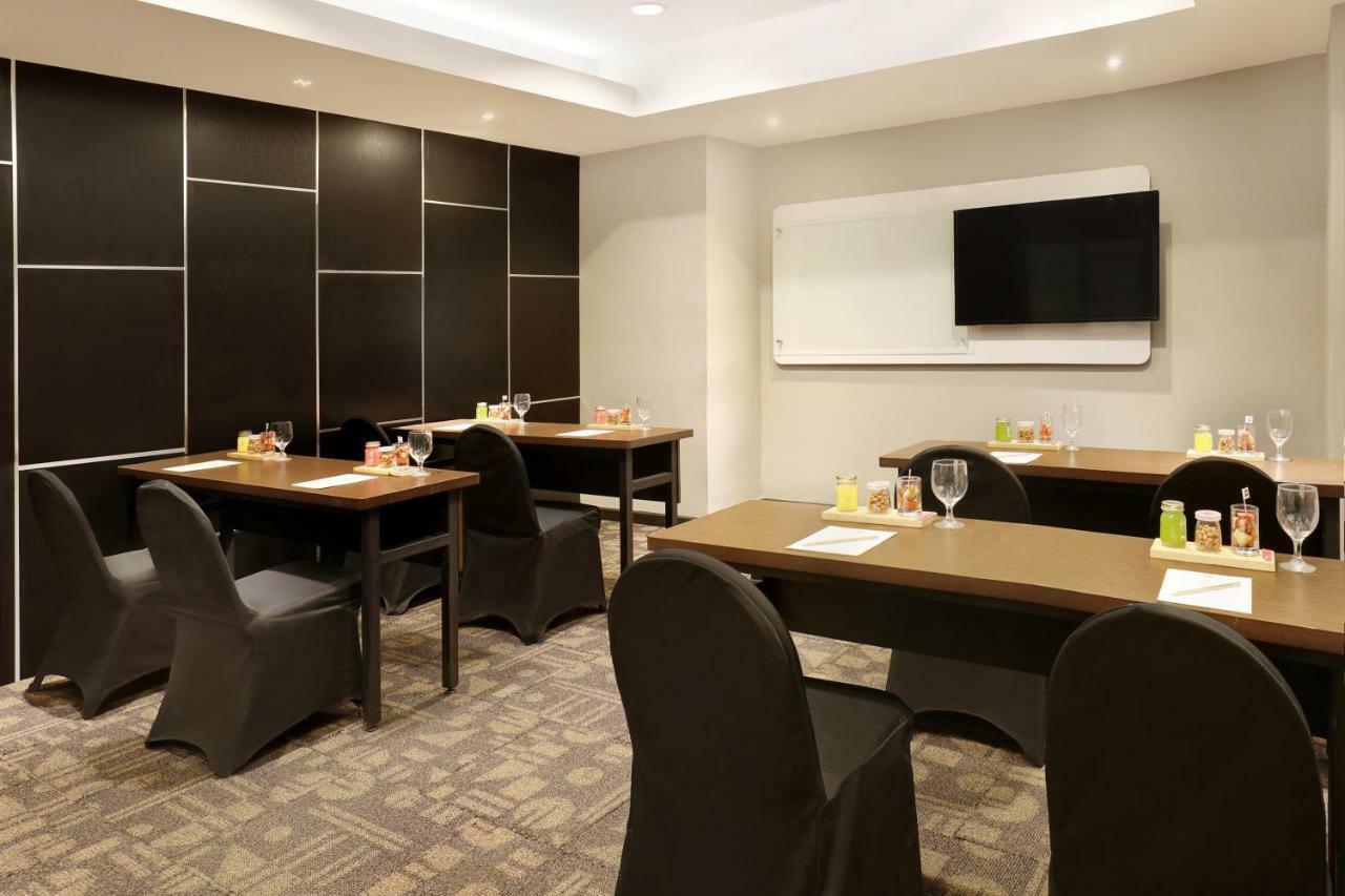 Ibis Malioboro Yogyakarta Exterior foto